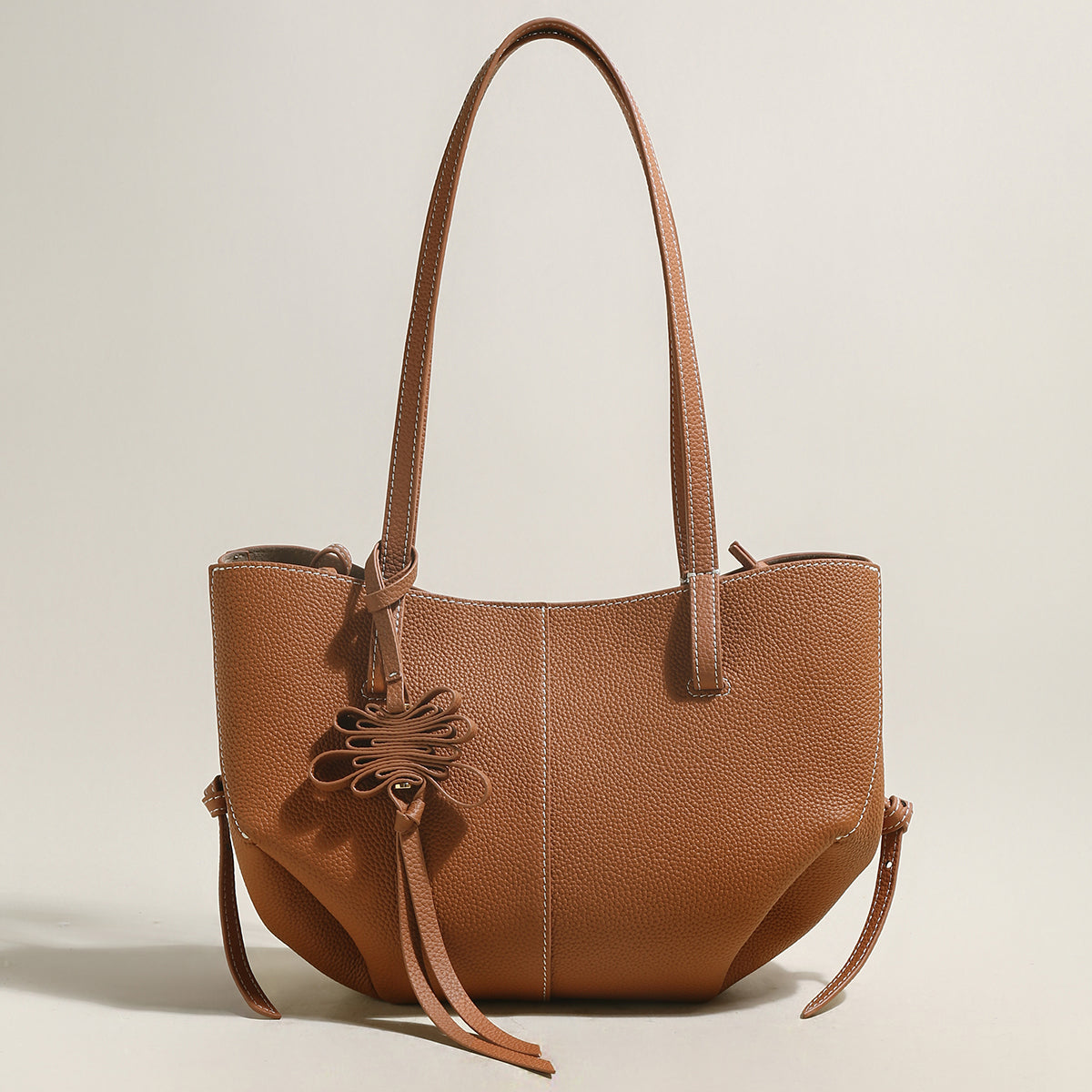 Esmeralda Everyday Trapezoid Tote Bag-2