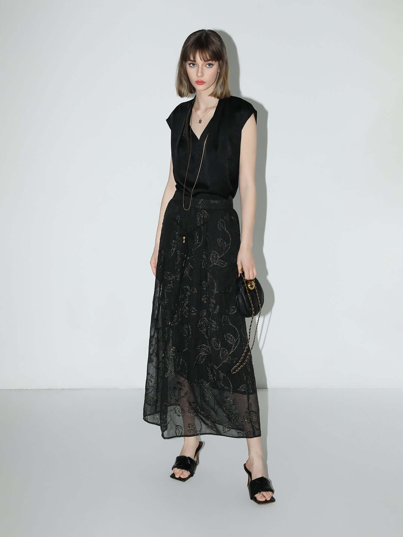 Intricately Embellished Glitter Embroidered Skirt-2