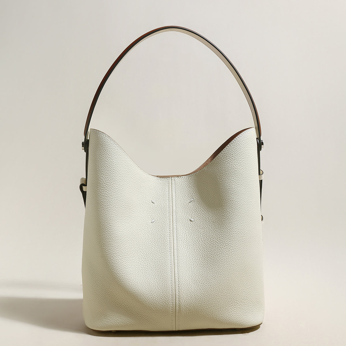 Minimalistic Spring Hobo Bucket Bag-3
