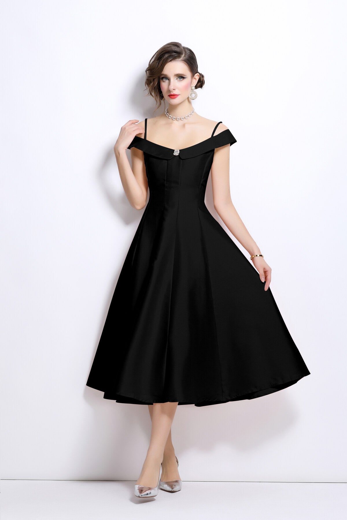 Off Shoulder Sweetheart Neckline Calf Length Dress-1
