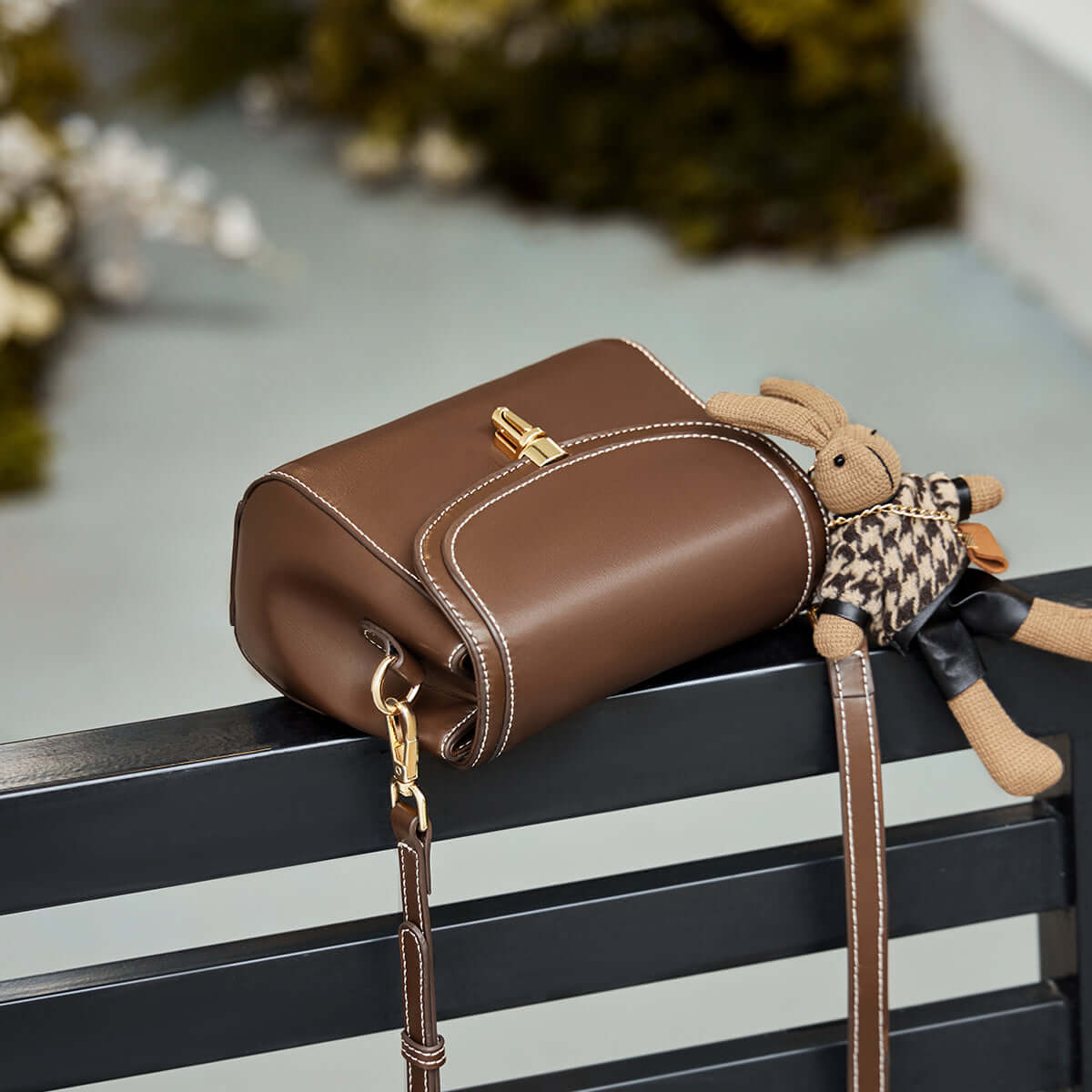 Rabbit Charm Contrast Leather Shoulder Bag-4