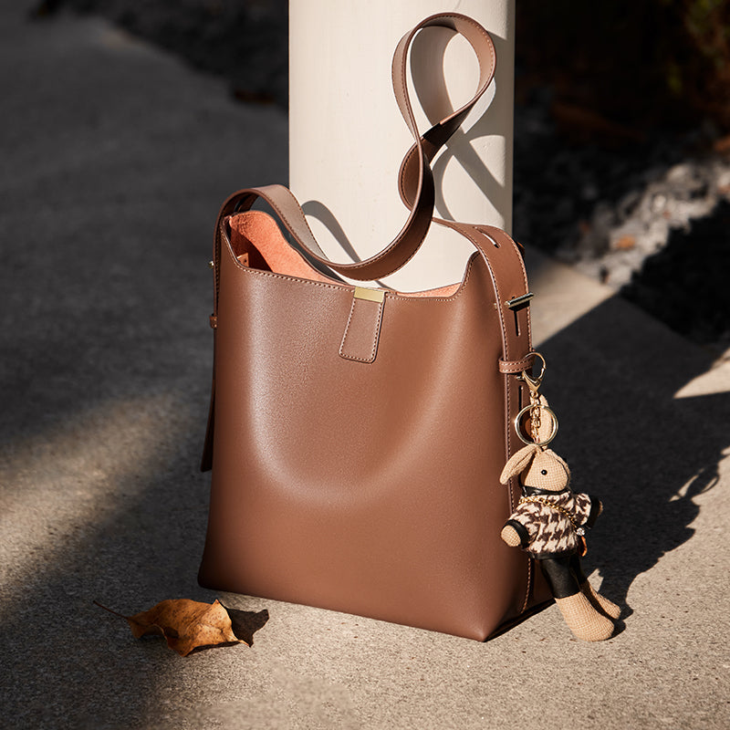 Rabbit Charm Leather Work Tote Bag-2